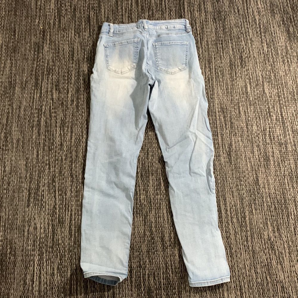 Refuge light wash jeans - Picture 2 of 4